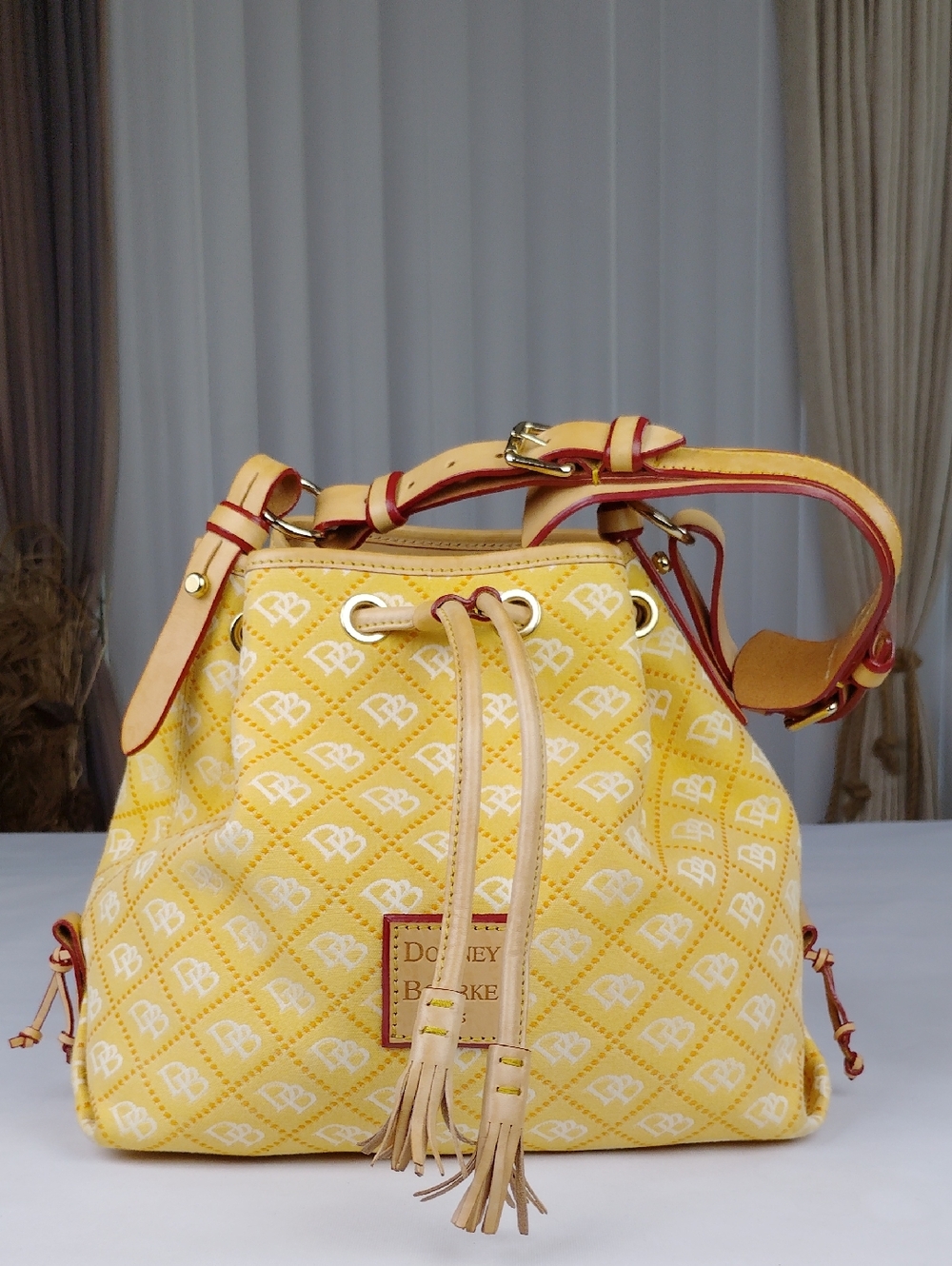 Dooney & Bourke Drawstring Slouch Handbag. - Picture 1 of 16